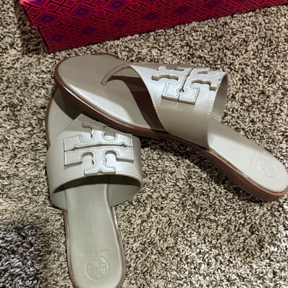 Tory Burch Metallic Gray Slides - Picture 3 of 7